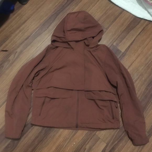 Lululemon Like New Jacket Light Weight Coat Size 8 - Picture 1 of 4
